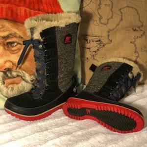 SOREL Tofino snow boots